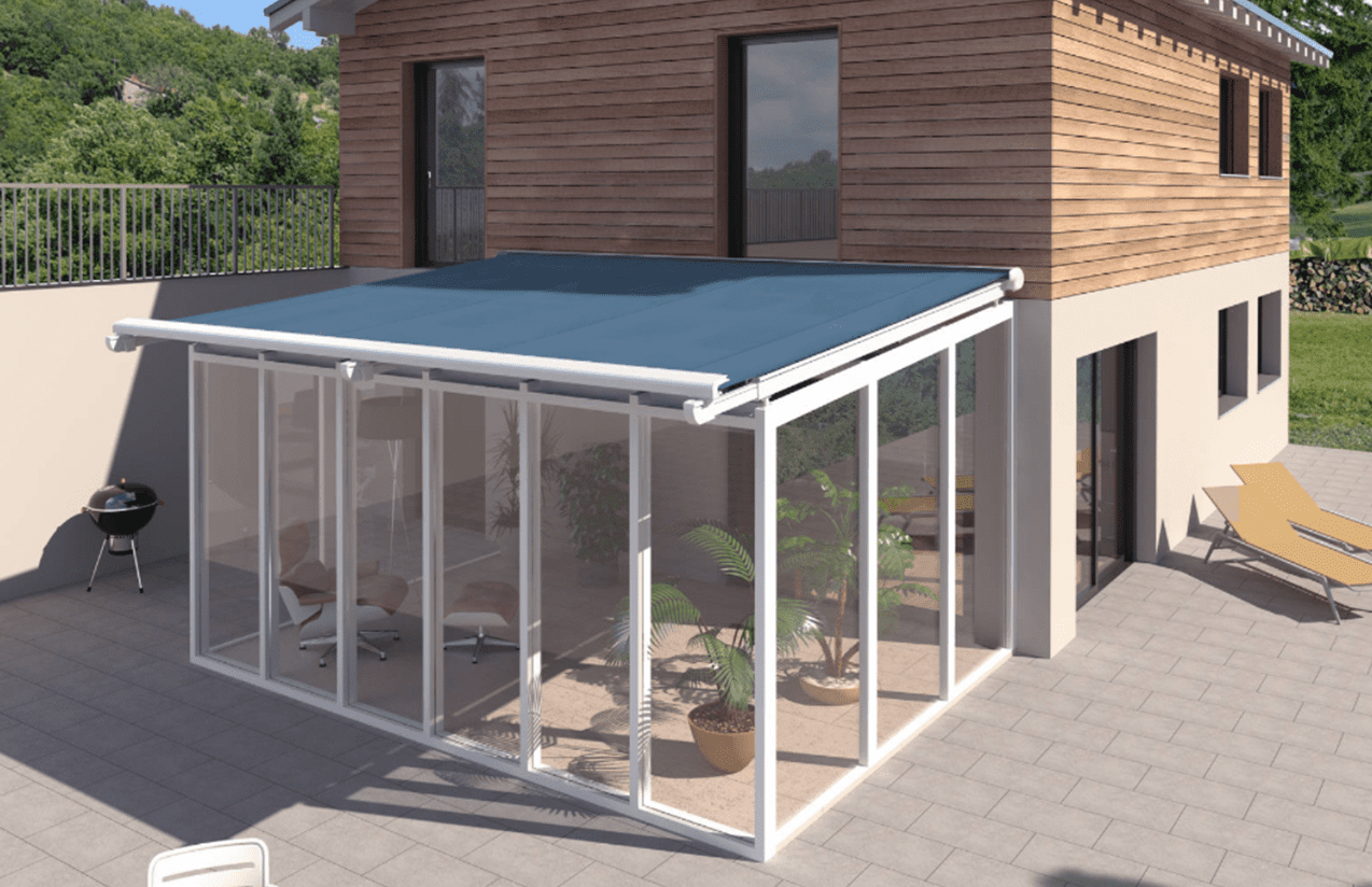 TARGA PS6100 solskydd för takfönster på trähus med effektiv värmereducering och modern design.